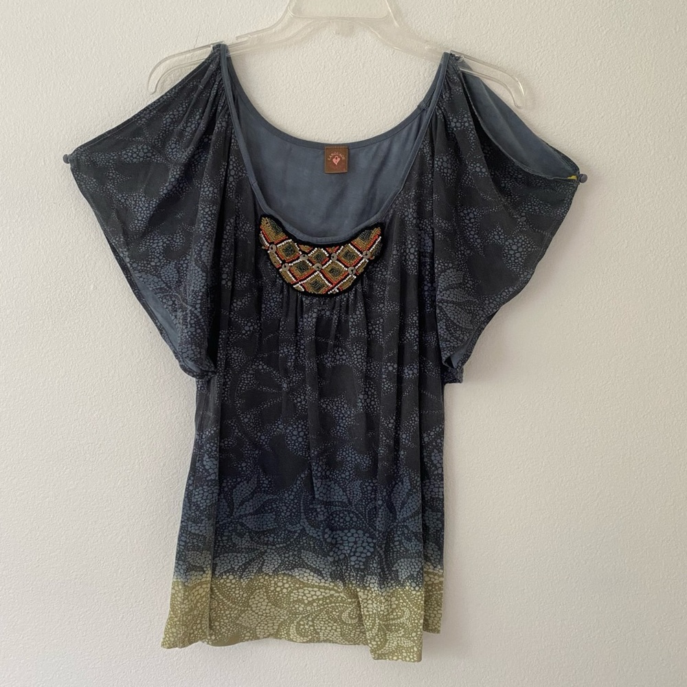 Language top size S